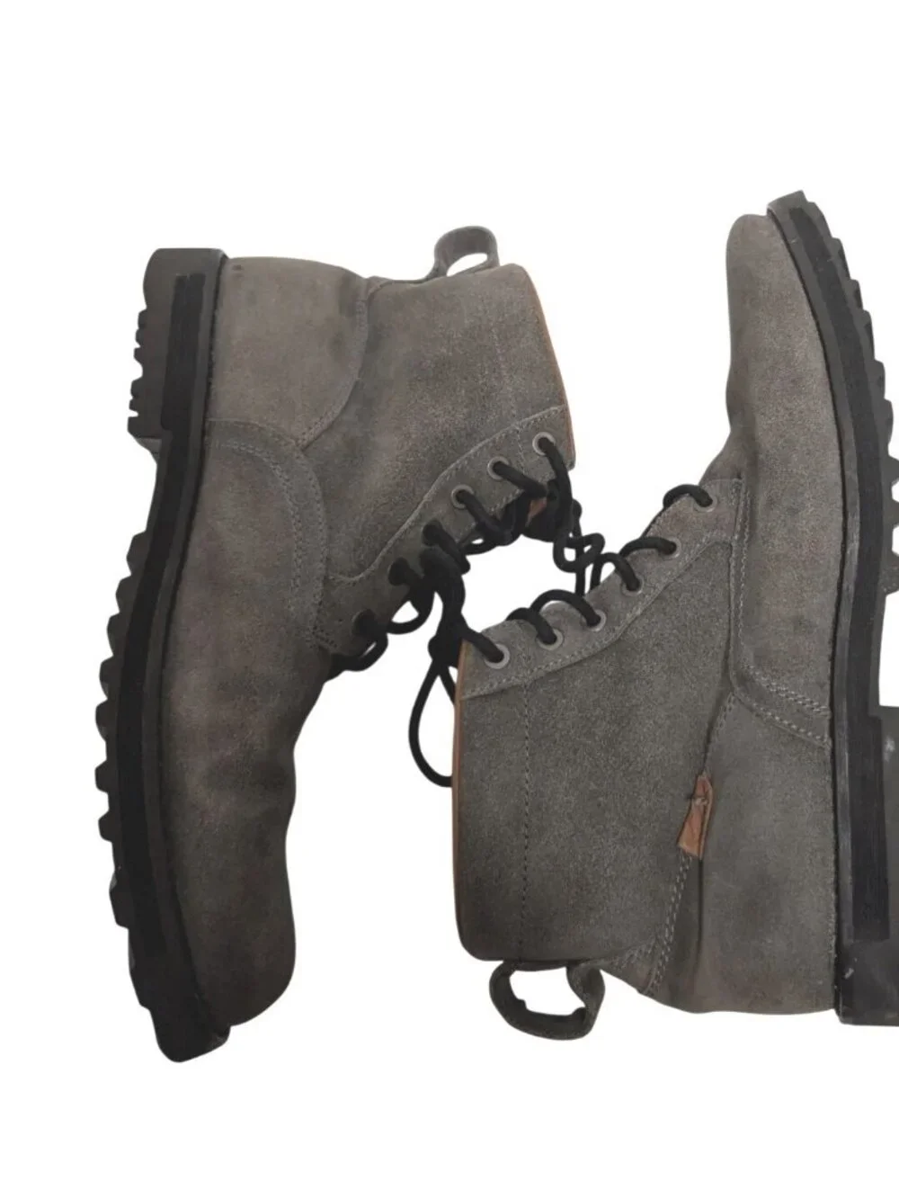 KEEN The 59 Men 11 Gray Suede Boots Chukka Ankle Hiker Gorpcore Lug Sole 1013792